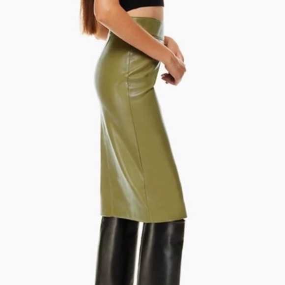 NWOT Aritzia Babaton Pegu Vegan Leather Pencil Skirt with Slit | Olive Green | 2 - Picture 4 of 7